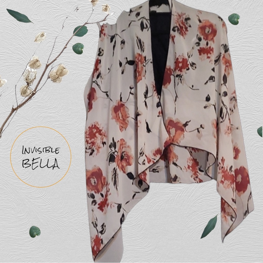 Color swatch lace floral kimono